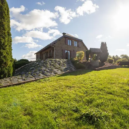 Casa vacanze Spacious Holiday In With Private Terrace Hargnies