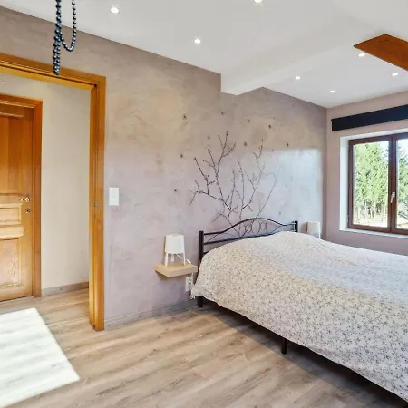 Spacious Holiday In With Private Terrace Casa vacanze Hargnies